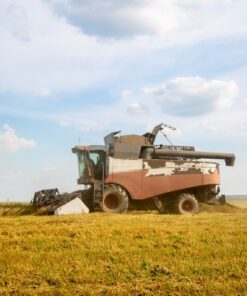 Fototapeta Traktor v poli