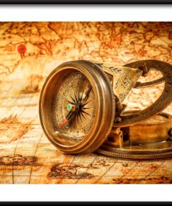 Kompas Na Mapovém Plakátu