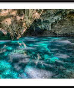 Podzemní jezero plakát