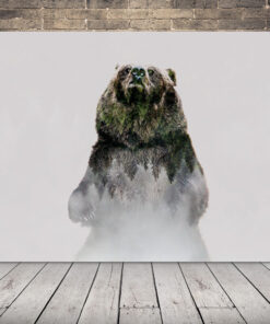 Obrázek medvěda stojícího v mlze