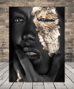 Obraz masky se zlatými okvětními lístky